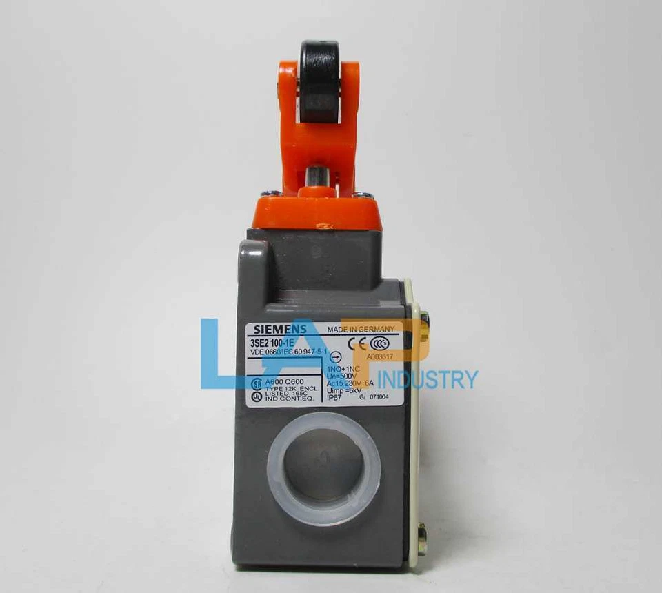 1PCS New FOR Siemens Travel Limit Switch 3SE2100-1E 1NO+1NC NEW IN BOX - Image 2 of 4