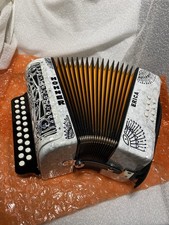 Hohner  rica Acorde n T pico Dominicano