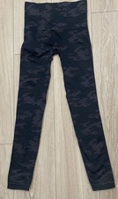 SPANX Look At Me Now Green Camo Seamless Leggings Size S Shaping FL3515