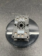 ENTRELEC ES 8 Relay Socket USED