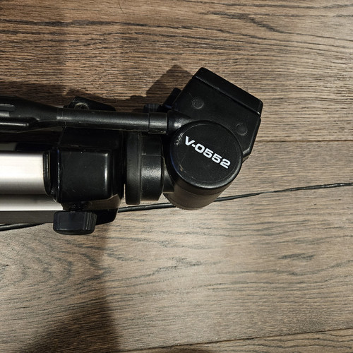 AMBICO V-0552 TRIPOD W/ Quick Release Plate. - Picture 3 of 4