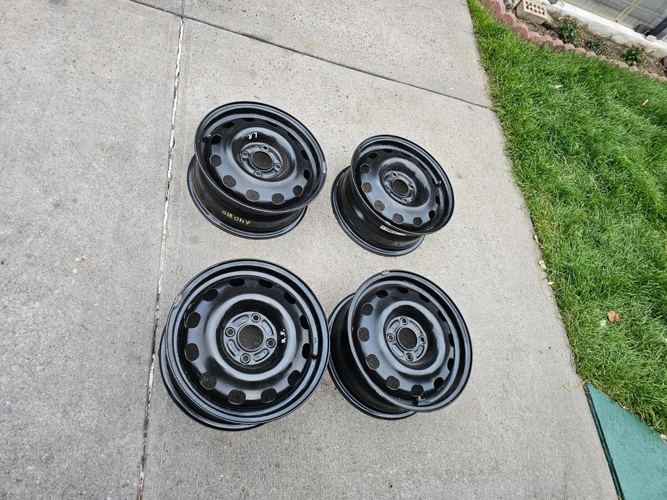 llantas acero negro 15 Foto 4 de 4