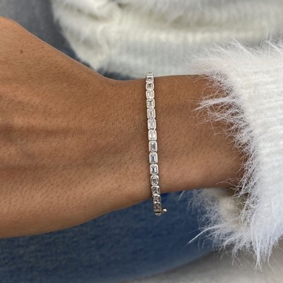 14K White Gold Bangle Bracelet 2ct Emerald Cut Labcreated Diamond F/VS GGL