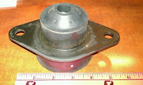 51512-5 TECH PRODUCTS SHOCK / VIBRATION   MOUNT 1500 MAX AXIAL 1000 RADIAL NEW - Picture 1 of 2