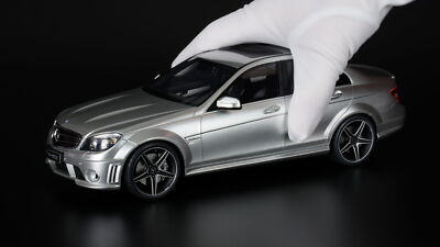 GT Spirit - 1:18 Mercedes-Benz C63 AMG Sedan Silver - Limited