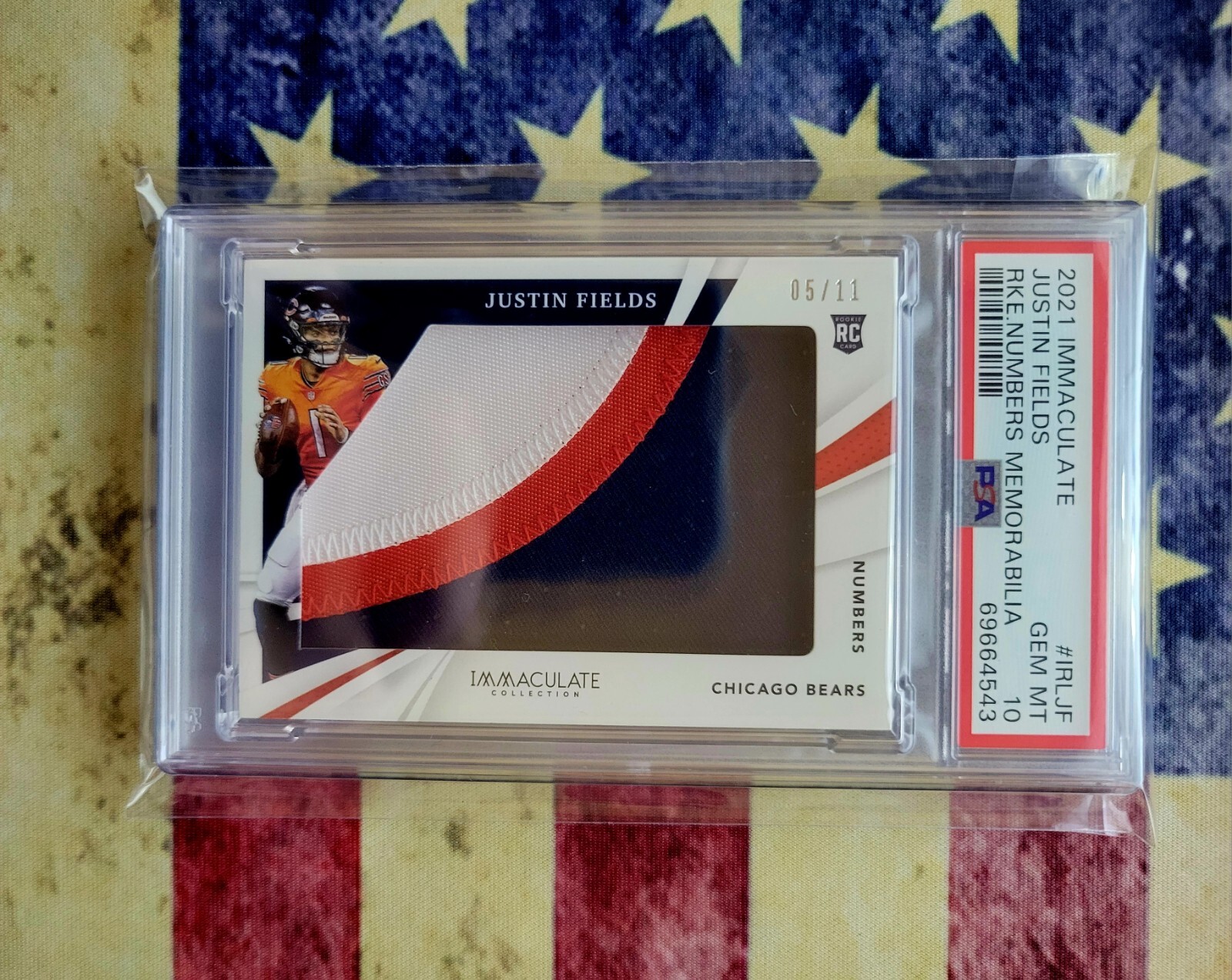 Justin Fields Panini Immaculate Collection Rookie Authentics Memorabilia #IRLJF Base