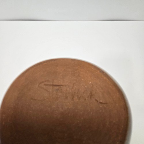 Roberta Storbeck Signed Studio Pottery Round 6" Vase Michigan Artist - Picture 6 of 9