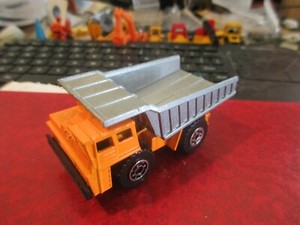 matchbox dump truck 1989