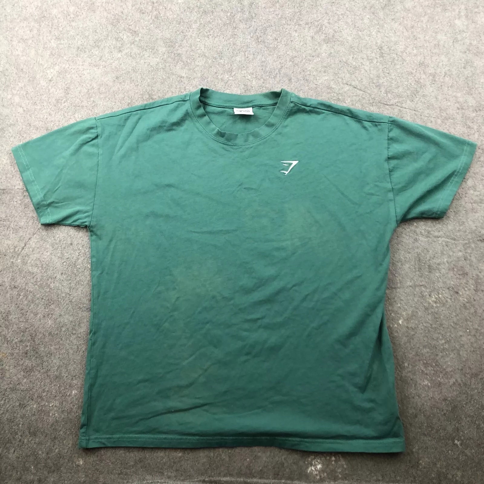 gymshark short sleeve spell out casual embroidered logo shirt