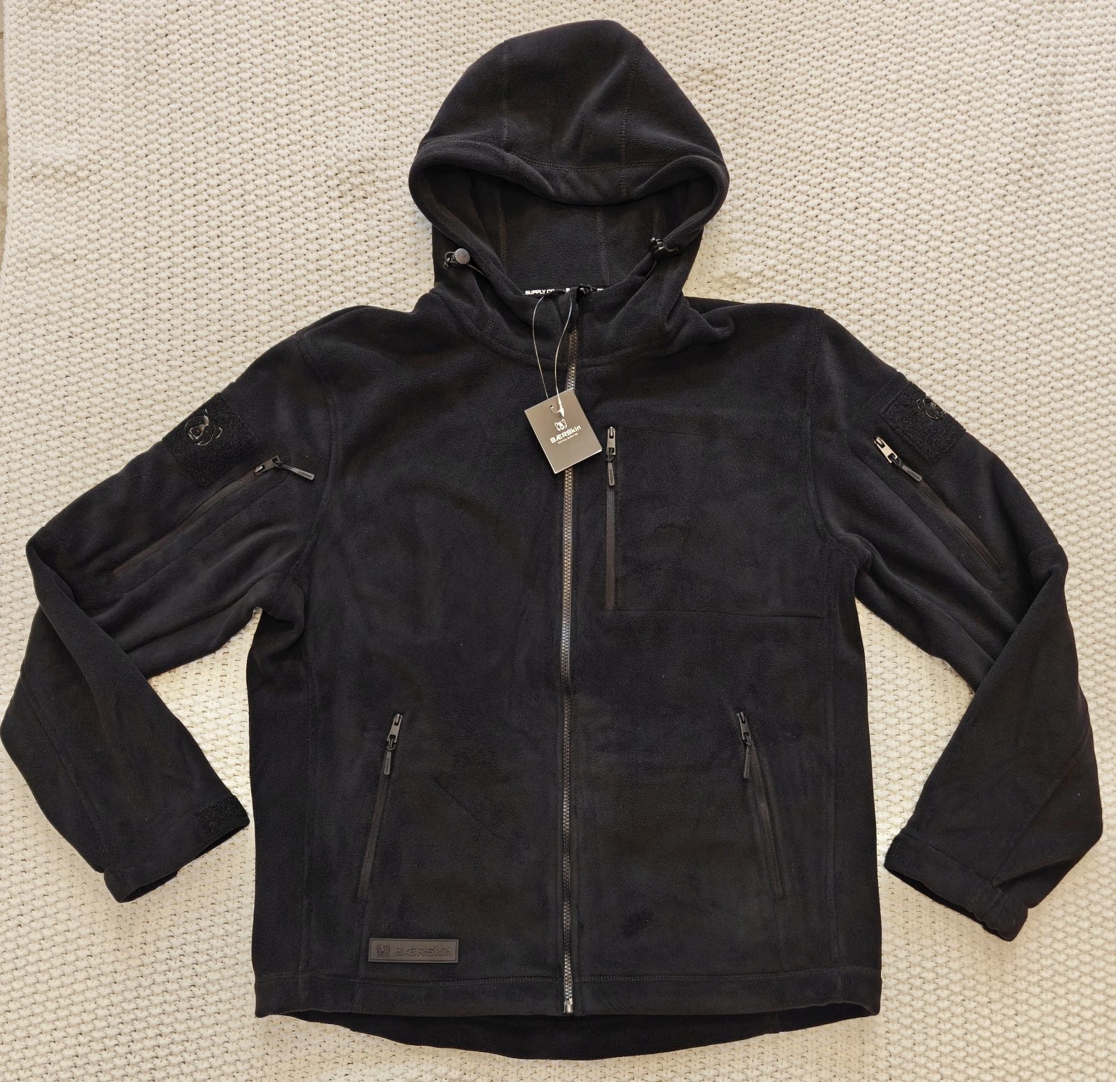 Baerskin Tactical Men's Black Military Style Fleece Hoodie 4.0 - NWT - Sz L
Opens in a new window or