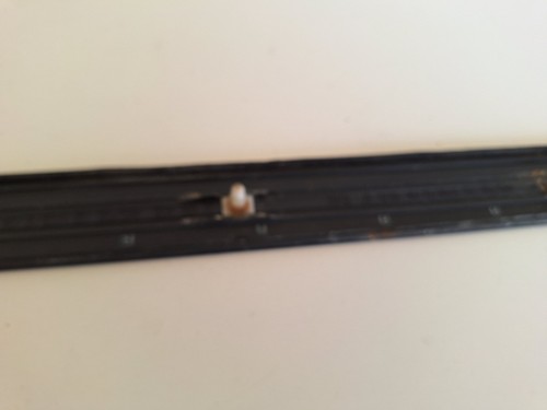Mercedes E Class W211 E320cdi 02-09 Front Right OSF Door Sill Plate Trim B - Picture 10 of 15