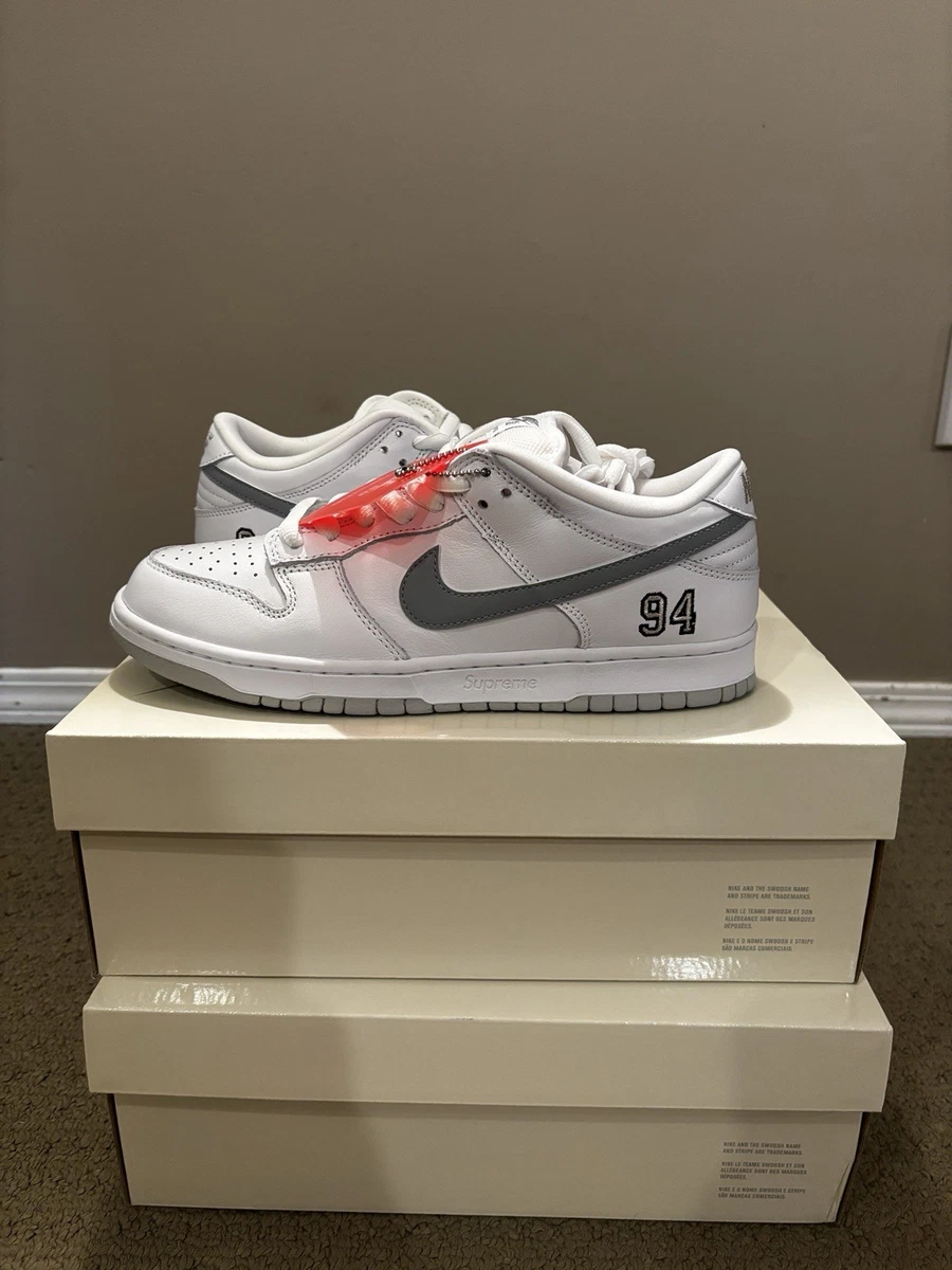 Preços baixos em Nike Dunk Supreme Low Silver | eBay
