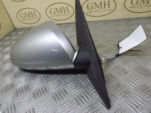 Nissan Primera Right Driver O/S Electric Door Wing Mirror Kyo Silver 2002-2008S - Picture 1 of 5