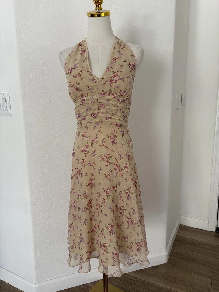 Signature by Robbie Bee Beige Floral Chiffon Halter V-Neck Midi A-Line Dress 10P - Image 2 of 4