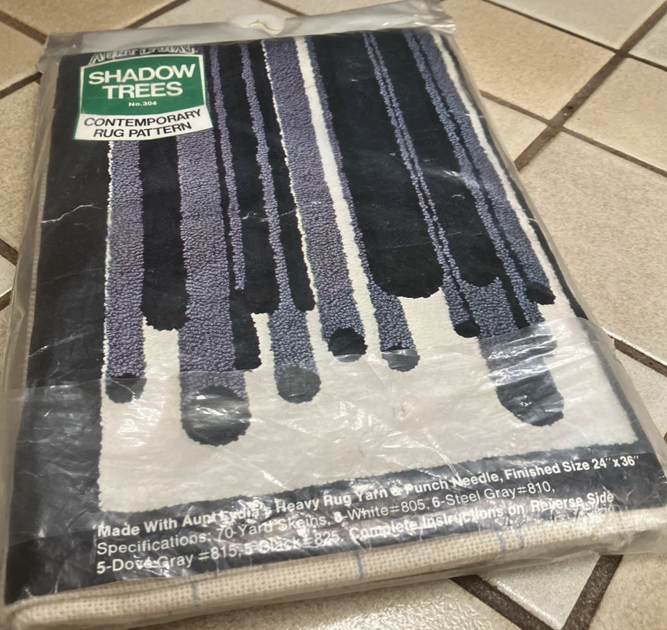 AUNT LYDIA'S SHADOW TREES PUNCH NEEDLE KIT RUG PATTERN 24x36 #304 NEW free ship - Image 3 of 4