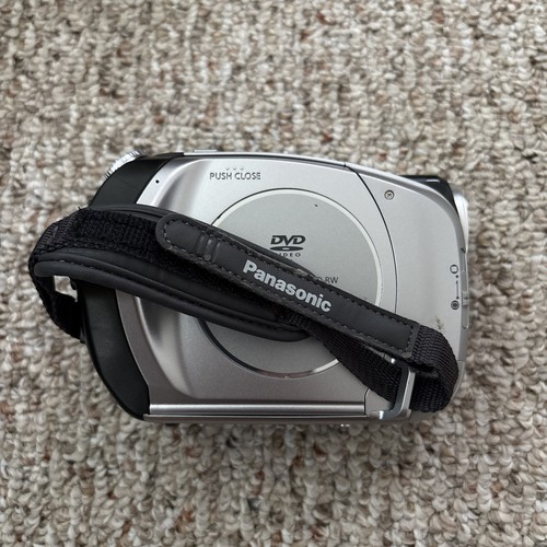Panasonic Digital Video DVD Camcorder Camera VDR-D50P Bundle - Tested - Picture 3 of 8