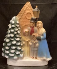 Jim Beam Christmas Carolers Barry Berrish 88 Holiday Decanter B3