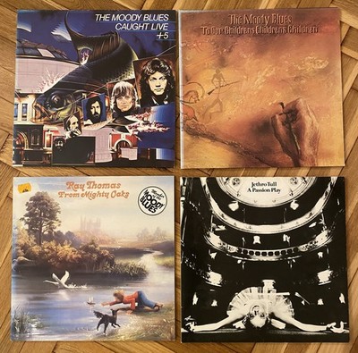 Viermal LP Vinyl Moody Blues Jethro Tull und Ray Thomas von Mighty Oaks