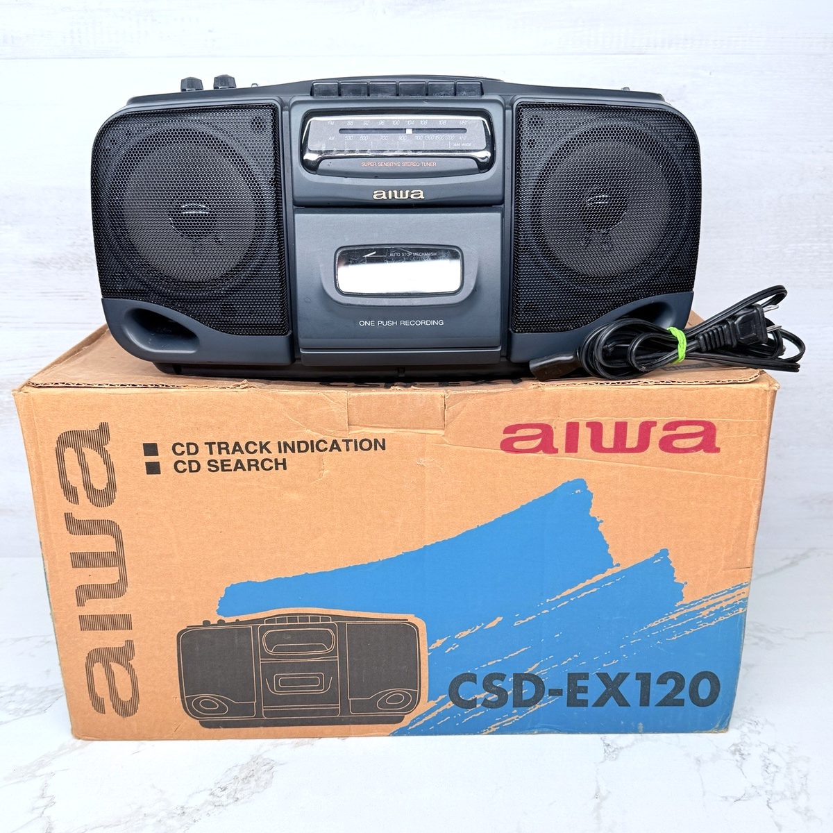 AIWA CSD-EX120 AM/FM Stereo Boombox Cassette CD Retro Vintage 1995