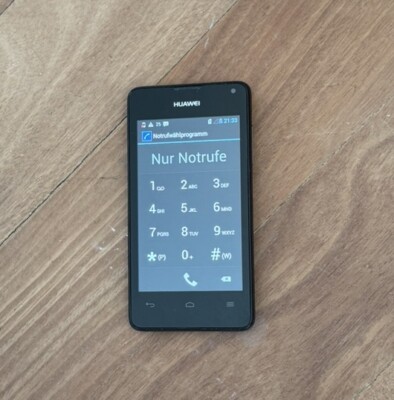 Huawei  Ascend Y300 Schwarz Teile Spender, Display, Accu, Deckel Etc Ok