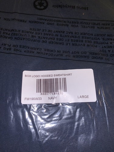 Sudadera con capucha Supreme Bandana con logotipo de caja azul marino FW19 grande - Imagen 3 de 3