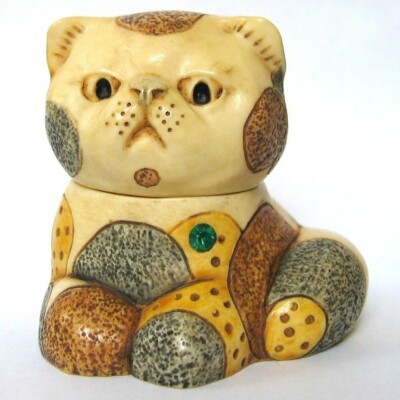 MPS Harmony Kingdom: Pot Bellys: Kleine Katzenbox Figur: 2. Mai: Smaragd - Stier