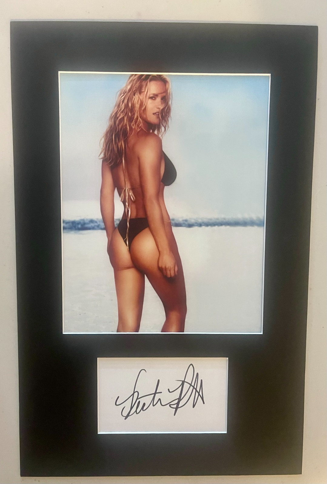 Picture 1 of 4