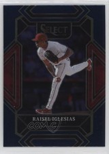 2022 Panini Select Diamond Level Retail Blue Prizm Raisel Iglesias #287 3y1
