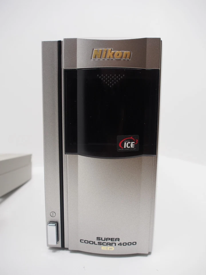 Nikon Super CoolScan LS 4000 ED Film & Slide Scanner MA-20, SA-21, FH-3 - Image 3 of 4