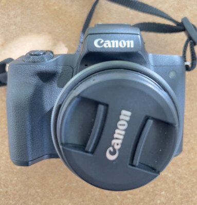 Canon EOS M50 Mark II 24,1MP Spiegellose Systemkamera - Schwarz (Kit mit 15-45mm
