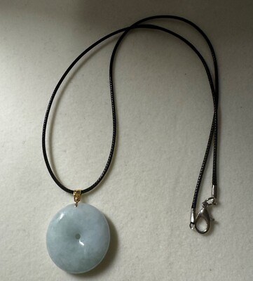 18K Gold natürliche burmesische A-Klasse Eis Jade Ping eine Schnalle Anhänger Neu im Karton kostenloser Versand