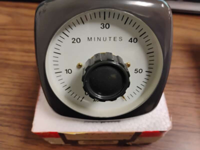 Agastat SYS-3-8 Timing Relay 120v 60Hz 60 Minute - Open Box