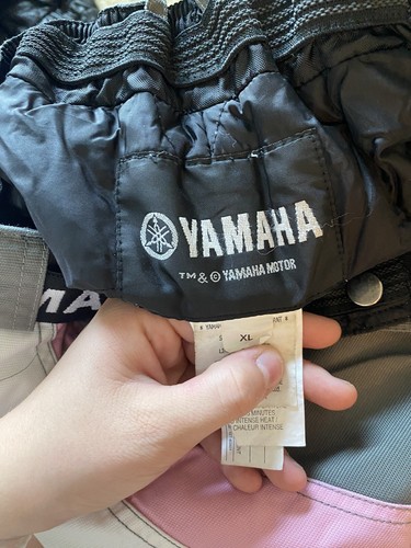 Yamaha Snowmobile Set - Picture 8 of 9