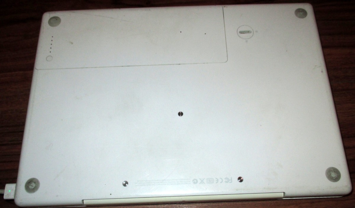 【取引中】MacBook A1181 2006 2006 Apple MacBook A1181 - TESTED AND WORKS | eBay