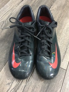 nike mercurial moulded studs