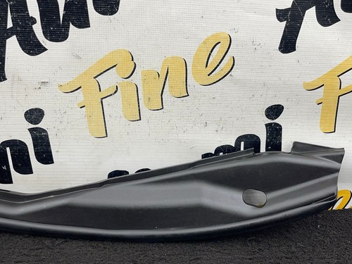 2015 Infiniti Q50 Sedan Right and Left Side Fender Hood Seal Ledge Trim Cover - Picture 3 of 14