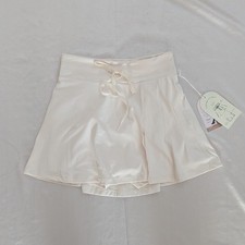 New Blogilates Women's Trailblaze Slit Skort Activewear Athletic Cream Small 4-6