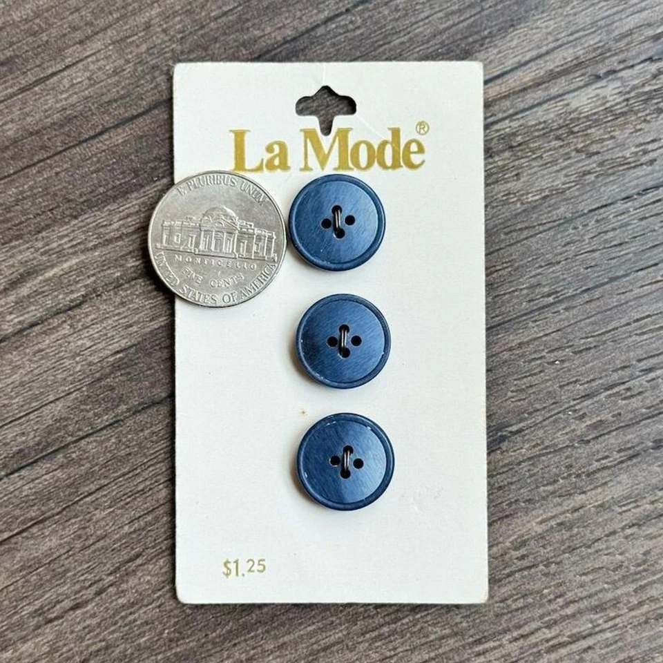 NEW Vintage 70s La Mode Navy Blue Round 4 Hole Buttons on Card 3 Count 5/8" - Image 2 of 3