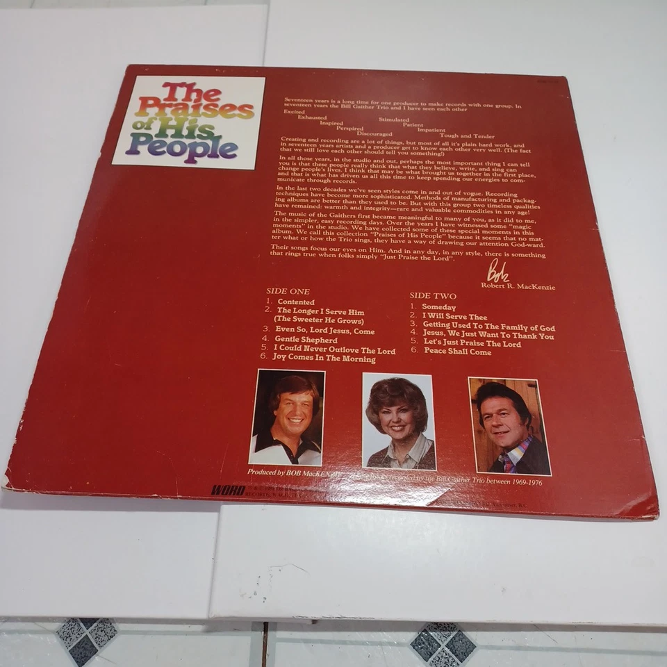 The Bill Gaither Trio The Praises Of His People Best Loved Songs Of Praise LP - Image 4 of 4