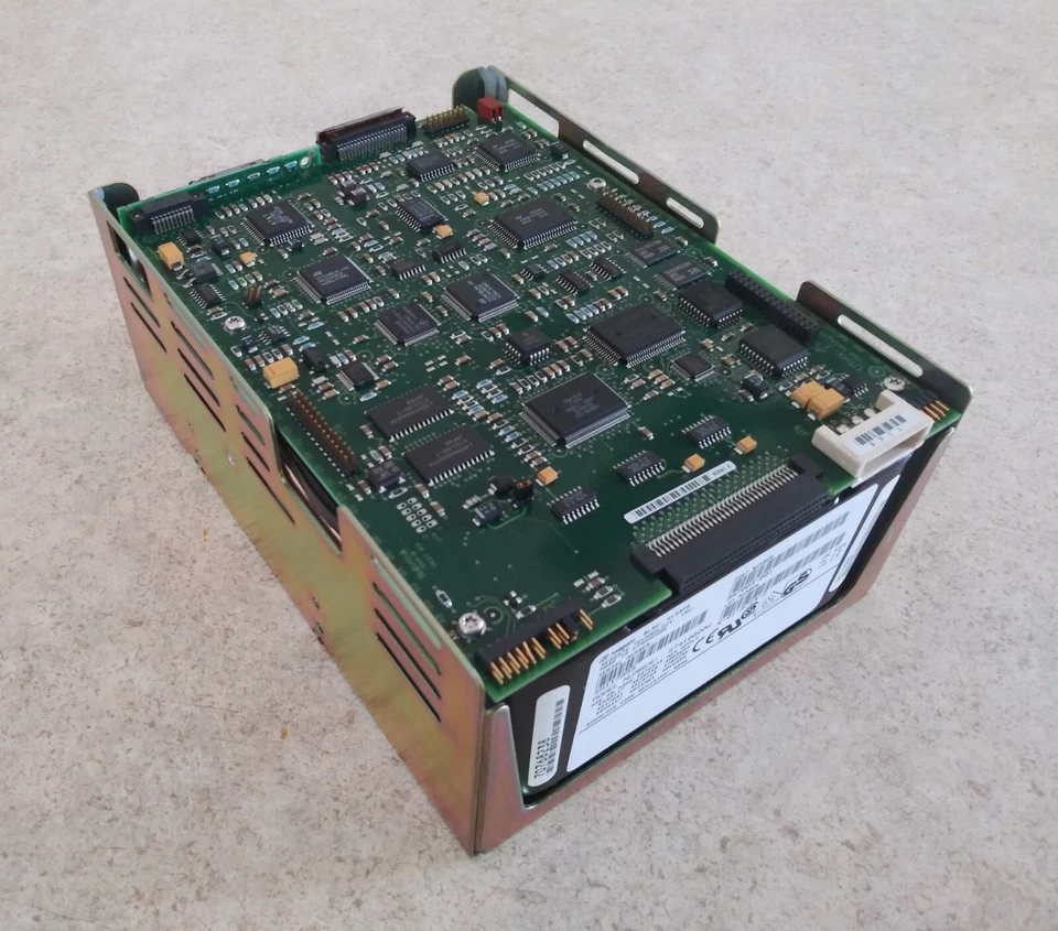 9.1GB Seagate ST410800W 5.25” FH 68 PIN SCSI FAST WIDE Internal Hard Disk Drive - Image 2 of 4