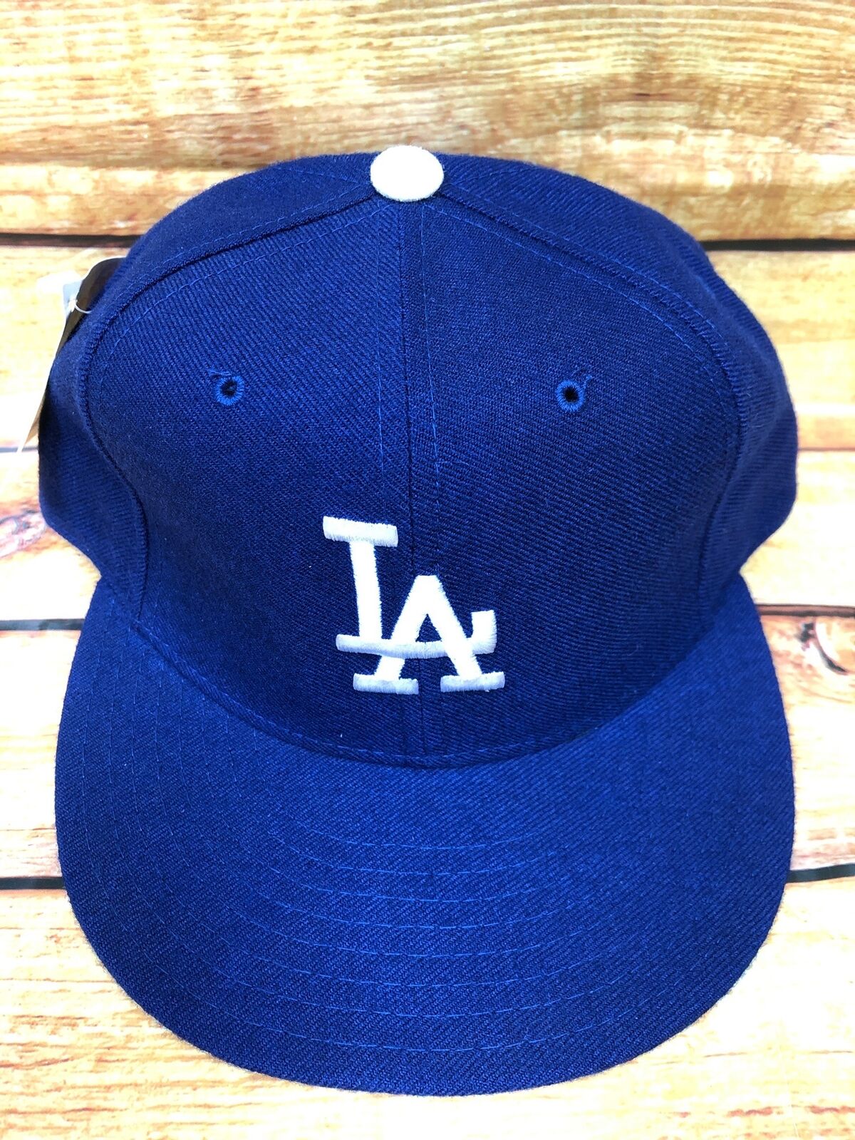 NWT NOS Vintage LA Los Angeles Dodgers New Era Diamond 6 5/8 Fitted Hat  (f11)