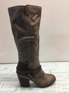 fergalicious ledge boots