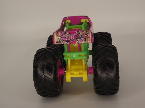 Hot Wheels Monster Jam Trucks 1:64 YOUR CHOICE Brodozer Crustation One Bad Ghoul - Picture 37 of 145