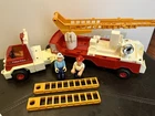 Vintage 1978 Fisher Price Husky Helper Hook & Ladder FIRETRUCK #319 Fire Truck