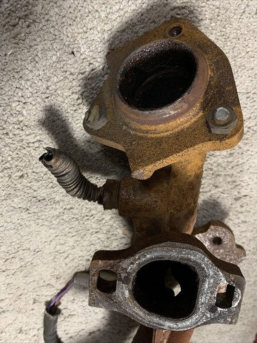 EXHAUST MANIFOLD 3400 SFI Engine - Picture 3 of 7