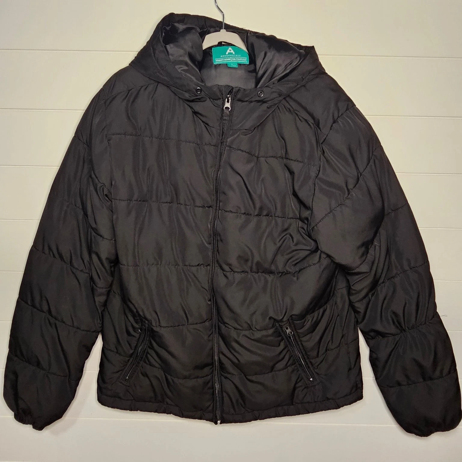 Aeropostale Women's Black Large Puffer Jacket Recycled Polyester