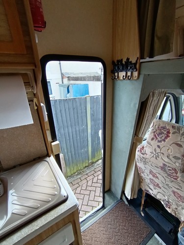 Peugeot Boxer 1.9 Tdi Autohome Windfall Motorhome - Picture 6 of 21