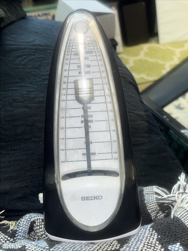seiko metronome SPM 320