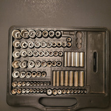 Craftsman Made In Usa 82 Piece Socket Set Metric Sae In Tray 12 38 14 Dr Craftsman Made In Usa 82 Piece Socket Set Metric Sae In Tray 12 38 14 Dr