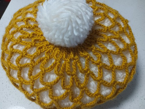 ginger etts acrylic hat